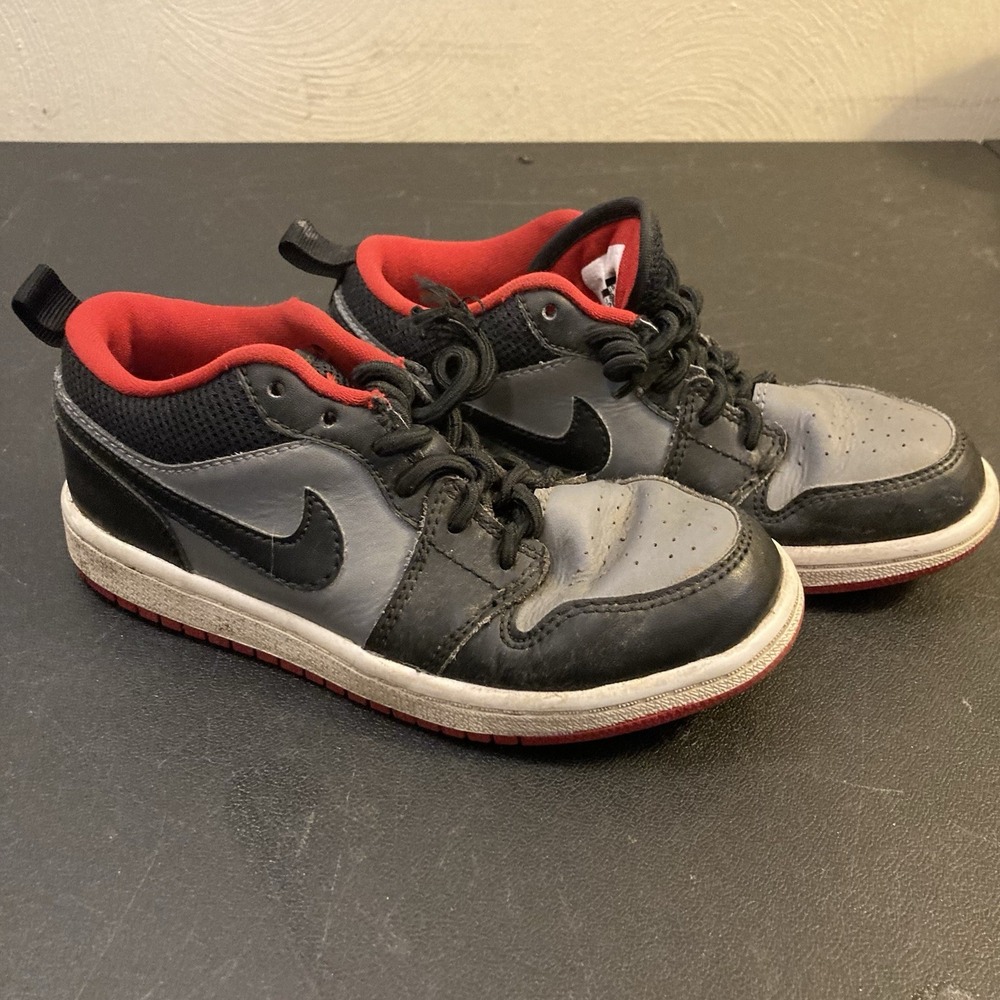 Nike Air Jordan AJ 1‎ Low Black Gray Red Toddler 12C Kids Crazy Laces